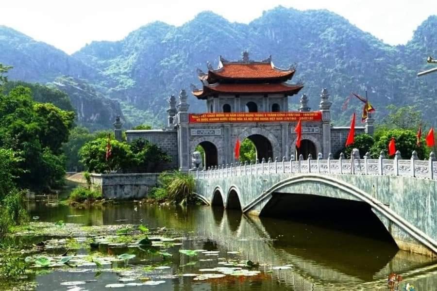 Апартаменти Nha Nghi Bolero Van Lam Екстер'єр фото